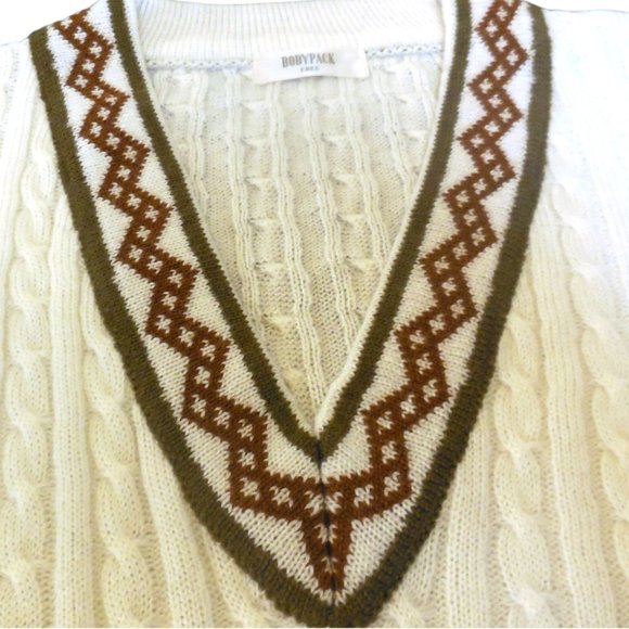 Pullover Sweater LARGE cable knit long sleeve v-neck cream color - Picture 3 of 6